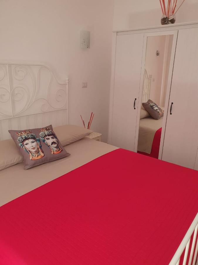 I Tesori Del Mare Bed and Breakfast Letojanni Eksteriør billede